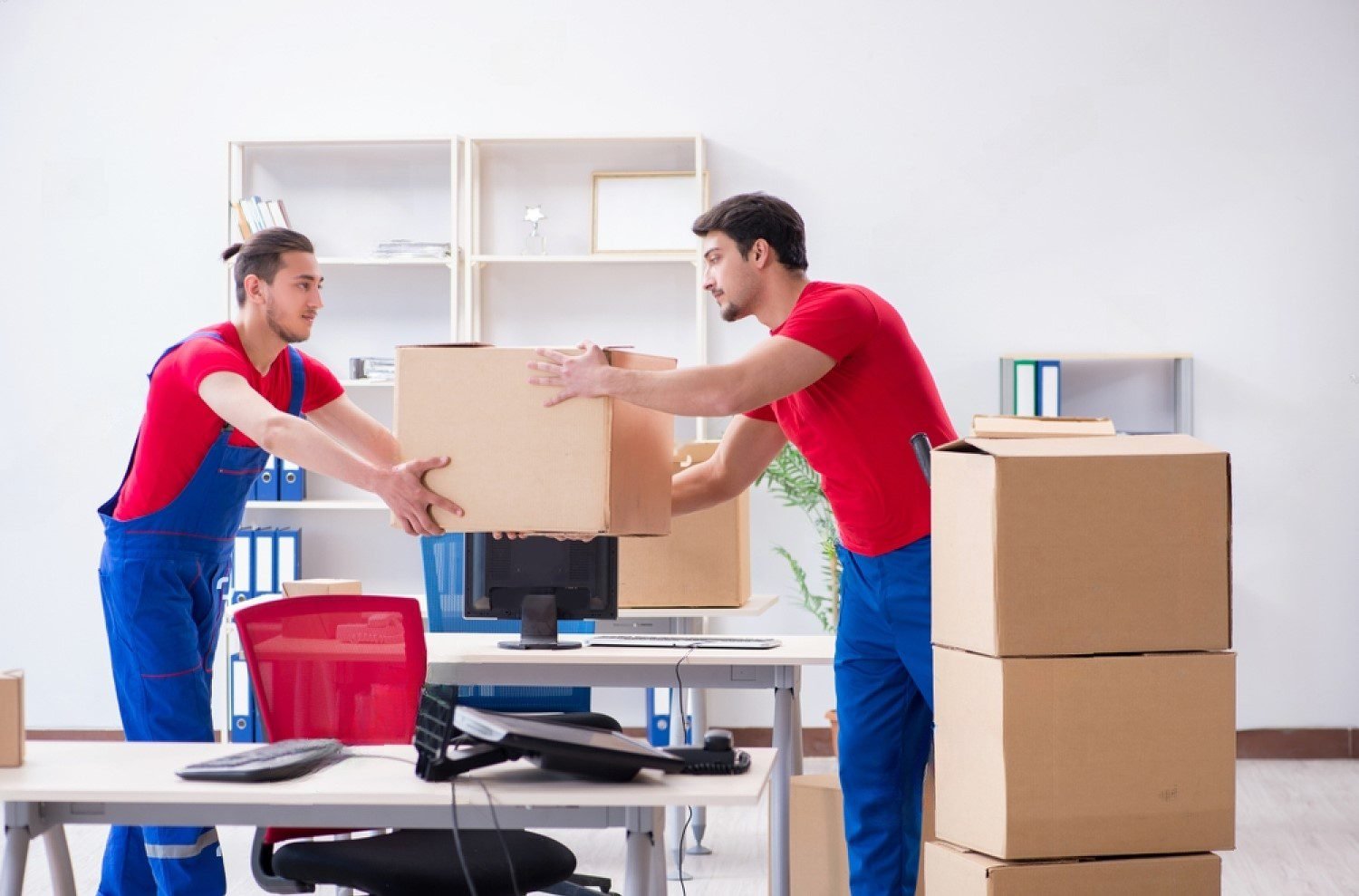 Office furniture movers Dubai - commercial relocation by Al Majlis Movers